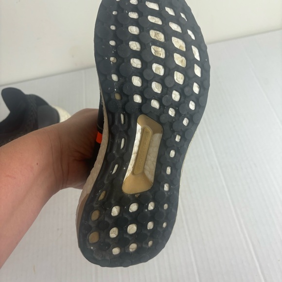 Adidas by Stella McCartney Ultraboost 3D Knit Woman’s 7 Black & Orange Sneakers